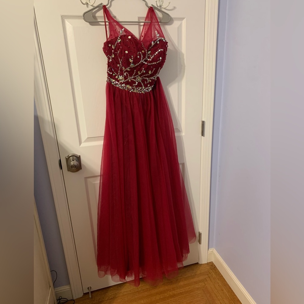 Red prom dress
